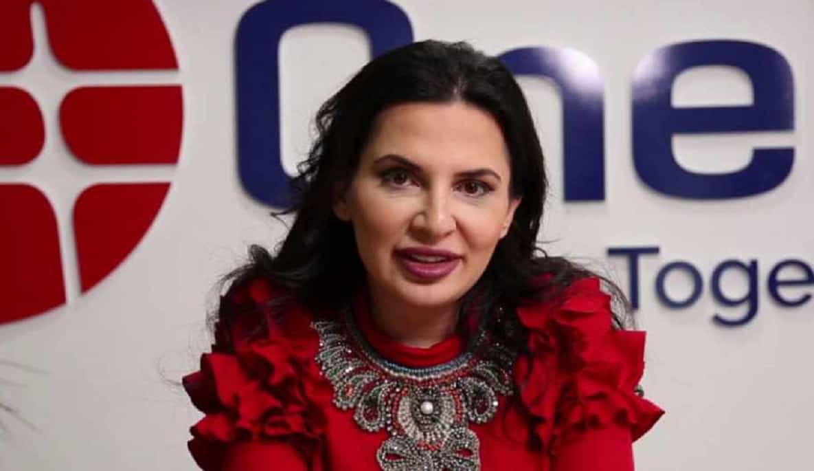 Jüngsten bulgarischen Quellen zufolge könnte Ruja Ignatova, auch bekannt als „Cryptoqueen“, im November 2018 getötet worden sein. Sie ist die Gründerin des betrügerischen Schemas OneCoin und wurde zuletzt 2017 in Griechenland gesichtet. Weitere Beweise für ihren möglichen Tod Dokumente der Geheimpolizei, die von bulgarischen Medien eingesehen wurden enthüllt dass die berüchtigte Ruja Ignatova vor über vier Jahren brutal ermordet worden sein könnte. Der Killer, der im Auftrag des lokalen Drogenbosses Hristoforos Amanatidis („Taki“) handelte, soll ihren Körper gehackt und ihre Überreste in das Ionische Meer geworfen haben. „Taki“ soll Anführer einer kriminellen Bande und einer der Drogenbosse im osteuropäischen Raum …