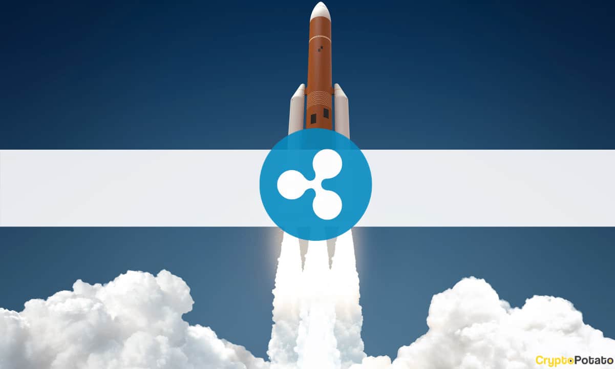 XRP trotzte dem marktweiten Rückgang und setzte seine beeindruckende Erholung in diesem Monat fort. Das Vermögen – das steht im Mittelpunkt der Ripple Klage der US Securities and Exchange Commission (SEC) – ist allein am vergangenen Tag um fast 13 % gestiegen. XRP steigt auf 10-Monats-Hoch Laut Daten von CoinMarketCap wurde XRP derzeit bei 0,58 $ gehandelt, ein Niveau, das seit Mai 2022 nicht mehr erreicht wurde. Die Abkopplung vom breiteren Markt hat dem Krypto-Asset in den letzten zehn Tagen fast 60 % Gewinne beschert, was resultierte in einem „sehr hohen Grad an Gewinnmitnahmen durch Trader“. Auch die soziale Dominanz …