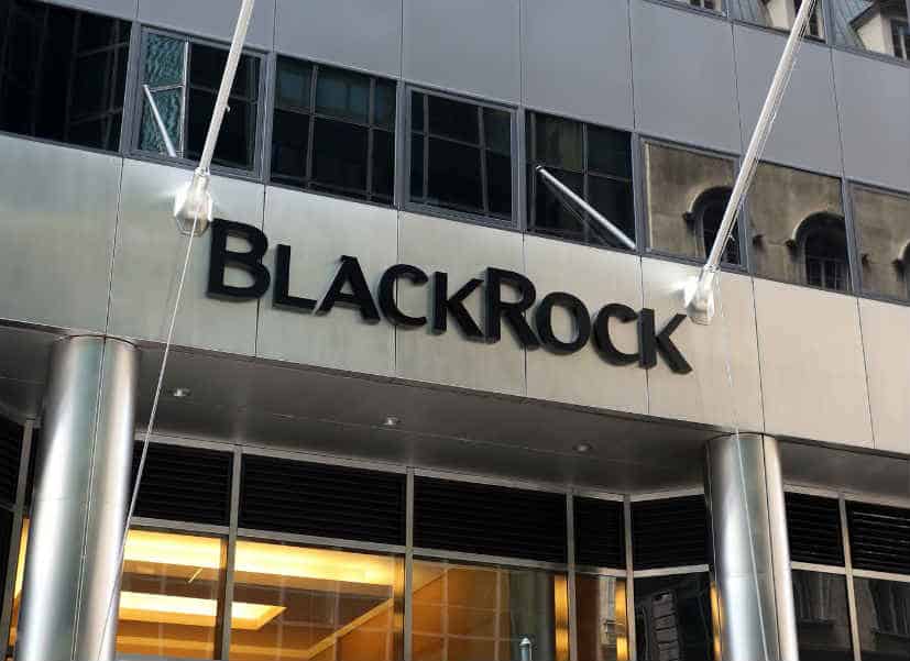 BlackRock – der weltgrößte Vermögensverwalter – arbeitet mit der US-Regierung zusammen, um Wertpapiere im Wert von elfstelligen Beträgen zu verkaufen, die mit amerikanischen Banken verbunden sind, die letzten Monat pleite gegangen sind. Der Verkauf im Wert von 114 Milliarden US-Dollar umfasst Wertpapiere im Wert von 27 Milliarden US-Dollar von der Signature Bank und 87 Milliarden US-Dollar von der Silicon Valley Bank (SVB). Wertpapierdump im Anmarsch? Die Federal Deposit Insurance Corporation (FDIC) angekündigt der Verkauf am Mittwoch, mehr als drei Wochen nachdem sowohl Signature als auch SVB nach einem Ansturm auf Einlagen im März unter Zwangsverwaltung gestellt wurden. „Die Wertpapiere bestehen …