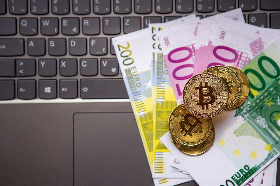 Bitcoin verzeichnet größten Zufluss seit 2021, während Ethereum Abflüsse verzeichnet