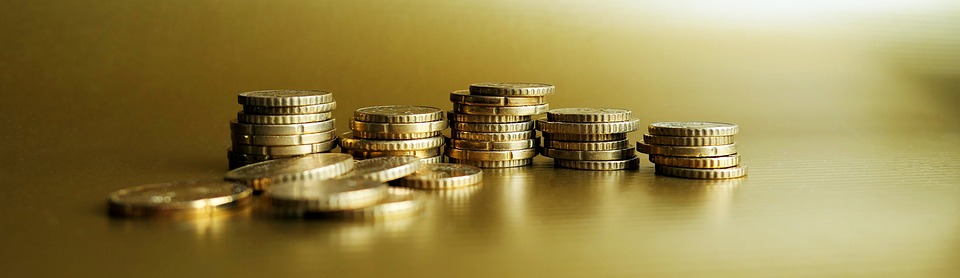 Der Krypto-Kreditgeber Celsius hat sich in einem langwierigen Insolvenzverfahren befunden, nachdem er vor weniger als einem Jahr die Plattform GK8 erworben hatte. Nun wurde bekannt gegeben, dass Celsius sich auf einen Verkauf der Self-Custody-Plattform geeinigt hat. Allerdings ist der Verkaufspreis von 25 Millionen US-Dollar ein deutlicher Verlust im Vergleich zum ursprünglichen Kaufpreis. Trotz des Verkaufs der GK8-Plattform werden die Gläubiger nicht von dem Erlös profitieren. Stattdessen wird der Großteil des Geldes für die Begleichung der Anwaltskosten verwendet. Insgesamt 24 Millionen US-Dollar werden für die Deckung der Rechtskosten bereitgestellt, die im Zuge des Insolvenzverfahrens angefallen sind. Lediglich 1 Million US-Dollar wird …