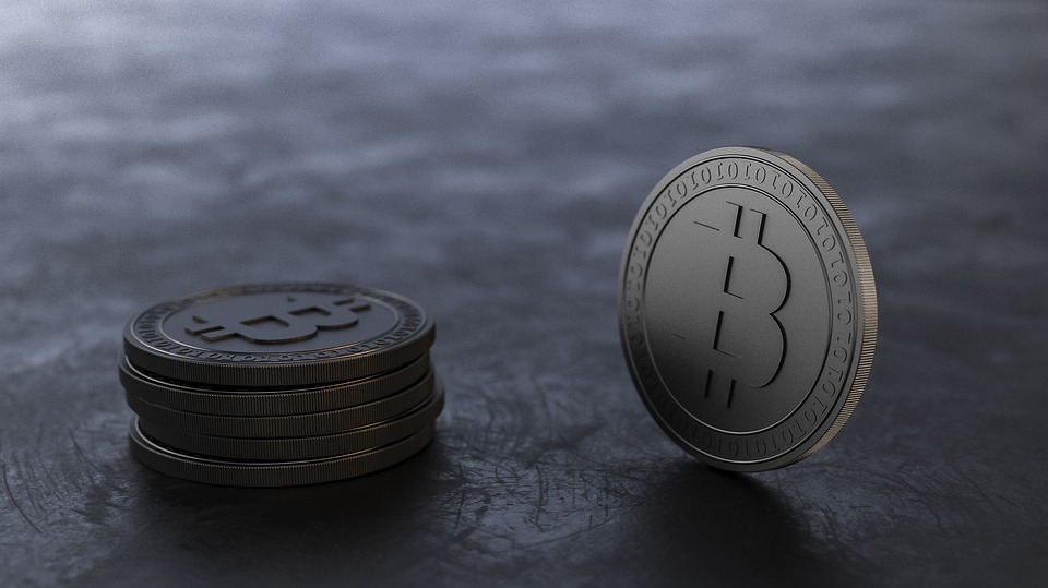 Ripple (XRP) verzeichnete im zweiten Quartal 2023 ein Wachstum seines Ökosystems, obwohl der Prozess mit der US-Börsenaufsicht SEC noch nicht abgeschlossen ist. Besonders der Bereich der nicht-fungiblen Token (NFTs) trägt zu diesem positiven Trend bei. Obwohl Ripple bisher noch keine rechtliche Klarheit über seinen Status in den USA erlangt hat, zeigt das Ökosystem von XRP weiterhin Wachstum. Laut einem aktuellen Bericht des Analyseunternehmens Messari hat die Marktkapitalisierung von Ripple im Vergleich zum Vorjahr um 42,5 Prozent zugenommen und beträgt nun knapp 25 Milliarden US-Dollar. Damit bleibt XRP weiterhin die sechstgrößte Kryptowährung weltweit. Im ersten Quartal 2023 lag die Marktkapitalisierung von …