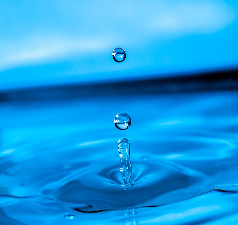 Ripple, ein führender Krypto-Zahlungsdienstleister, hat einen Antrag auf Registrierung als Krypto-Asset-Dienstleister bei der britischen Financial Conduct Authority (FCA) gestellt. Dies bestätigte ein Unternehmenssprecher gegenüber Cointelegraph. Gleichzeitig bemüht sich Ripple um eine Zahlungslizenz in Irland, um seine Expansionsbemühungen in die Region zu unterstützen. Der Antrag wurde eingereicht, nachdem Ripple einen wichtigen Sieg vor Gericht gegen die US-Börsenaufsicht SEC errungen hat. Das Gericht hat die Klassifizierung von Ripples Kryptowährung XRP als Wertpapier abgelehnt. Das Urteil legt fest, dass der XRP-Token nur als Wertpapier gilt, wenn er an institutionelle Anleger verkauft wird, nicht jedoch beim Verkauf an Kleinanleger. Es ist jedoch möglich, dass …