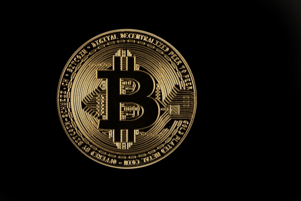 Urteile des SEC gegen Ripple-Gerichts führen zu einer BTC-Breakout-Sitzung Die Urteile des SEC gegen Ripple-Gerichts haben zu einer aufregenden Sitzung für Bitcoin geführt. Die US-Wirtschaftsindikatoren und die Anlegerstimmung gegenüber den geldpolitischen Plänen der Fed gerieten am Donnerstag in den Hintergrund. Richterin Analisa Torres, die Vorsitzende Richterin im Fall SEC gegen Ripple, überraschte die Märkte, indem sie Entscheidungen zu den Anträgen der Parteien auf ein summarisches Urteil verkündete. In ihrer Entscheidung stellte Richterin Torres fest, dass XRP die dritte Stufe des Howey-Tests in Bezug auf programmatische XRP-Verkäufe nicht erfüllte. Dies bedeutet, dass XRP nicht als Wertpapier eingestuft werden kann. Ripple hat …