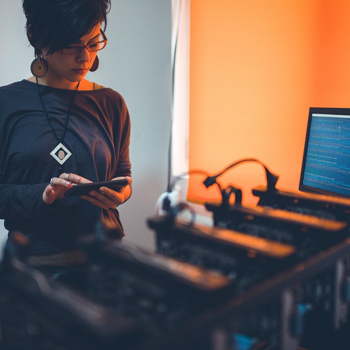 Custodia Bank und Vantage Bank präsentieren als erste US-Banken einen stabilen Coin auf Blockchain-Basis