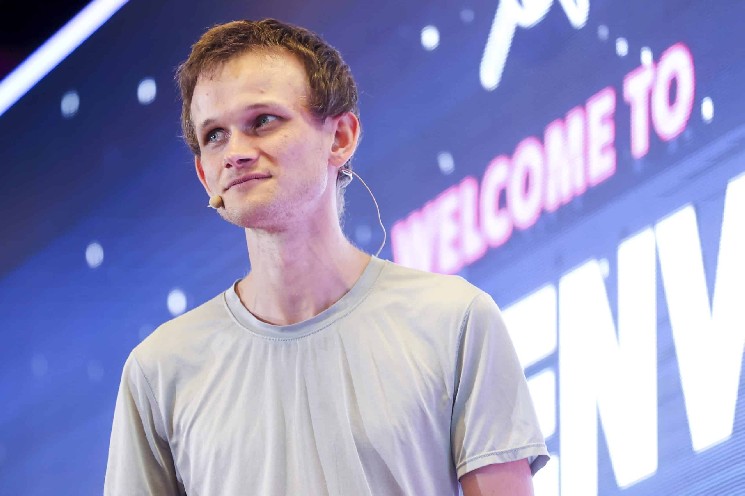 Anpassung der Führungsstruktur der Ethereum Foundation Die Ethereum Foundation hat beschlossen, ihre Führungsstrukturen anzupassen. Diese Veränderungen haben das Ziel, Vitalik Buterin, den Mitbegründer von Ethereum, die Möglichkeit zu geben, sich verstärkt auf grundlegende Forschungsarbeiten zu konzentrieren. Durch diese Neuausrichtung soll Buterin von operativen Tagesgeschäften entlastet werden. Die Ethereum Foundation spielt eine zentrale Rolle in der Weiterentwicklung und Förderung des Ethereum-Netzwerks. Mit dieser strukturellen Anpassung wird angestrebt, die Innovationskraft der Plattform zu stärken und die Entwicklung neuer Technologien und Anwendungen voranzutreiben. Buterins Expertise und visionäre Ansätze sind entscheidend für die Zukunft von Ethereum, und die neuen Führungsstrukturen sollen sicherstellen, dass er …