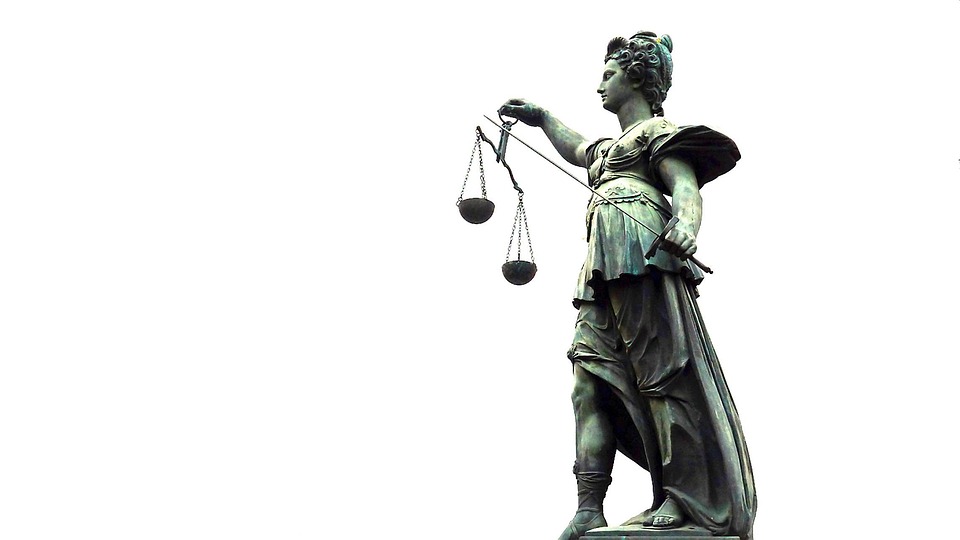„Ripple-kommende Entscheidung: SEC-Rechtsstreit wegen interner Bürokratie auf unbestimmte Zeit verzögert“